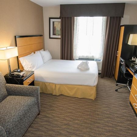 Holiday Inn Express Kennedy Airport, An Ihg Hotel New York Esterno foto