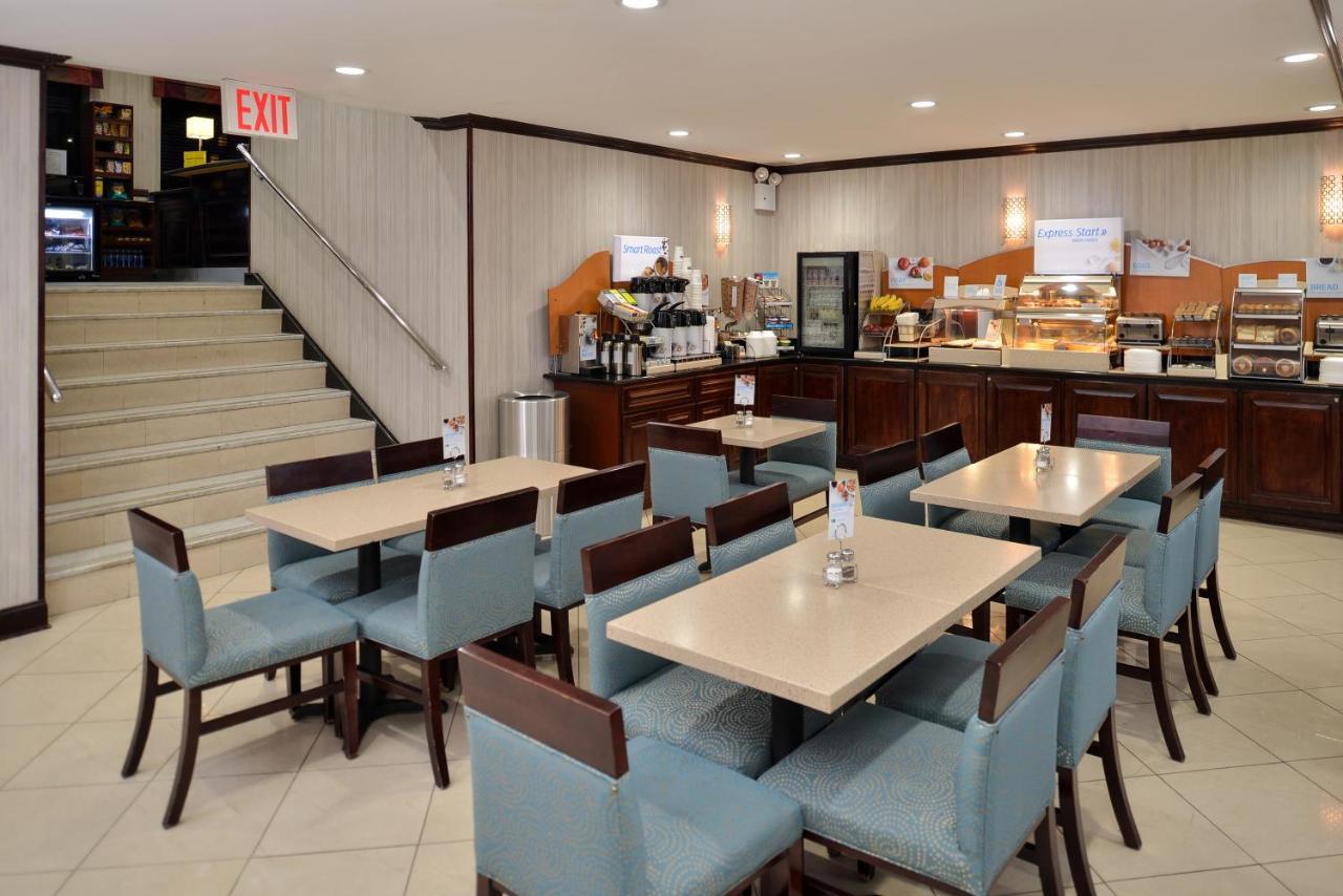 Holiday Inn Express Kennedy Airport, An Ihg Hotel New York Esterno foto