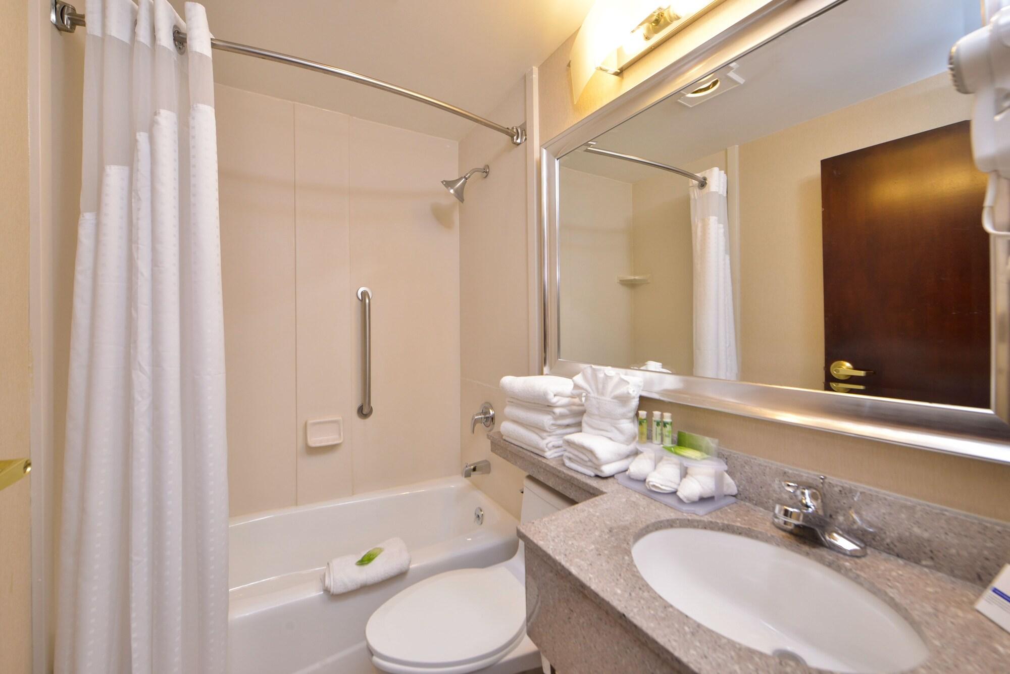 Holiday Inn Express Kennedy Airport, An Ihg Hotel New York Esterno foto