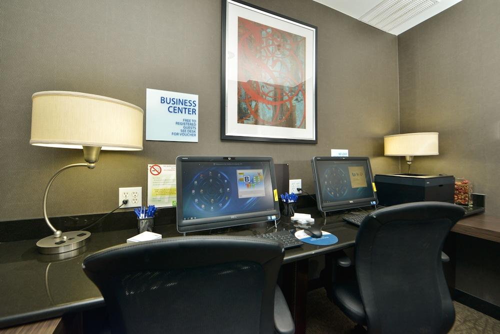 Holiday Inn Express Kennedy Airport, An Ihg Hotel New York Esterno foto